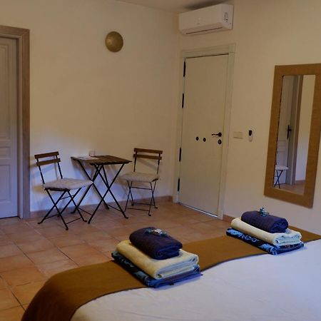 Vegan Guesthouse Finca Pereila Coín Esterno foto