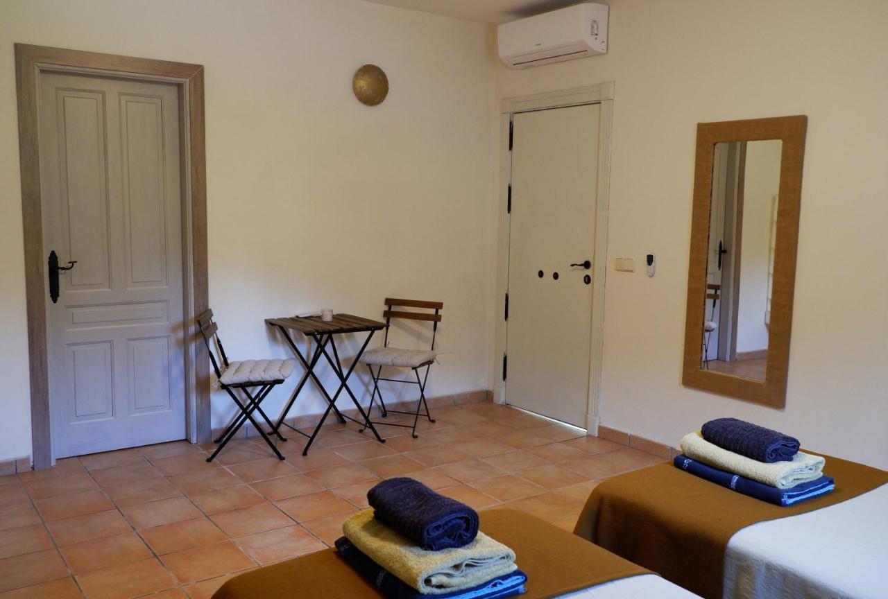 Vegan Guesthouse Finca Pereila Coín Esterno foto