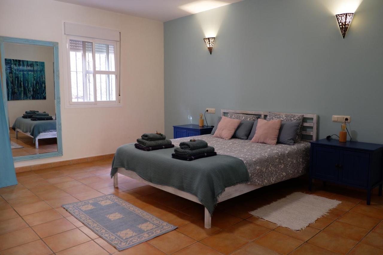 Vegan Guesthouse Finca Pereila Coín Esterno foto
