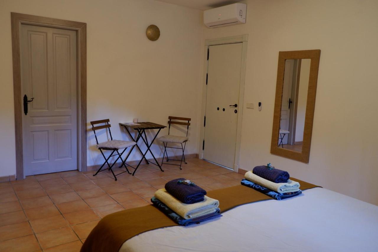 Vegan Guesthouse Finca Pereila Coín Esterno foto